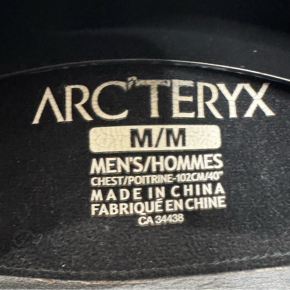 Arc'Teryx GoreTex Pro Shell Theta AR Black Jacket - Picture 6 of 11